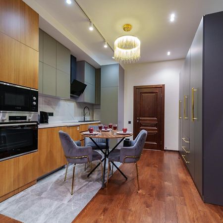 Arch Apart Hotel Єреван Екстер'єр фото