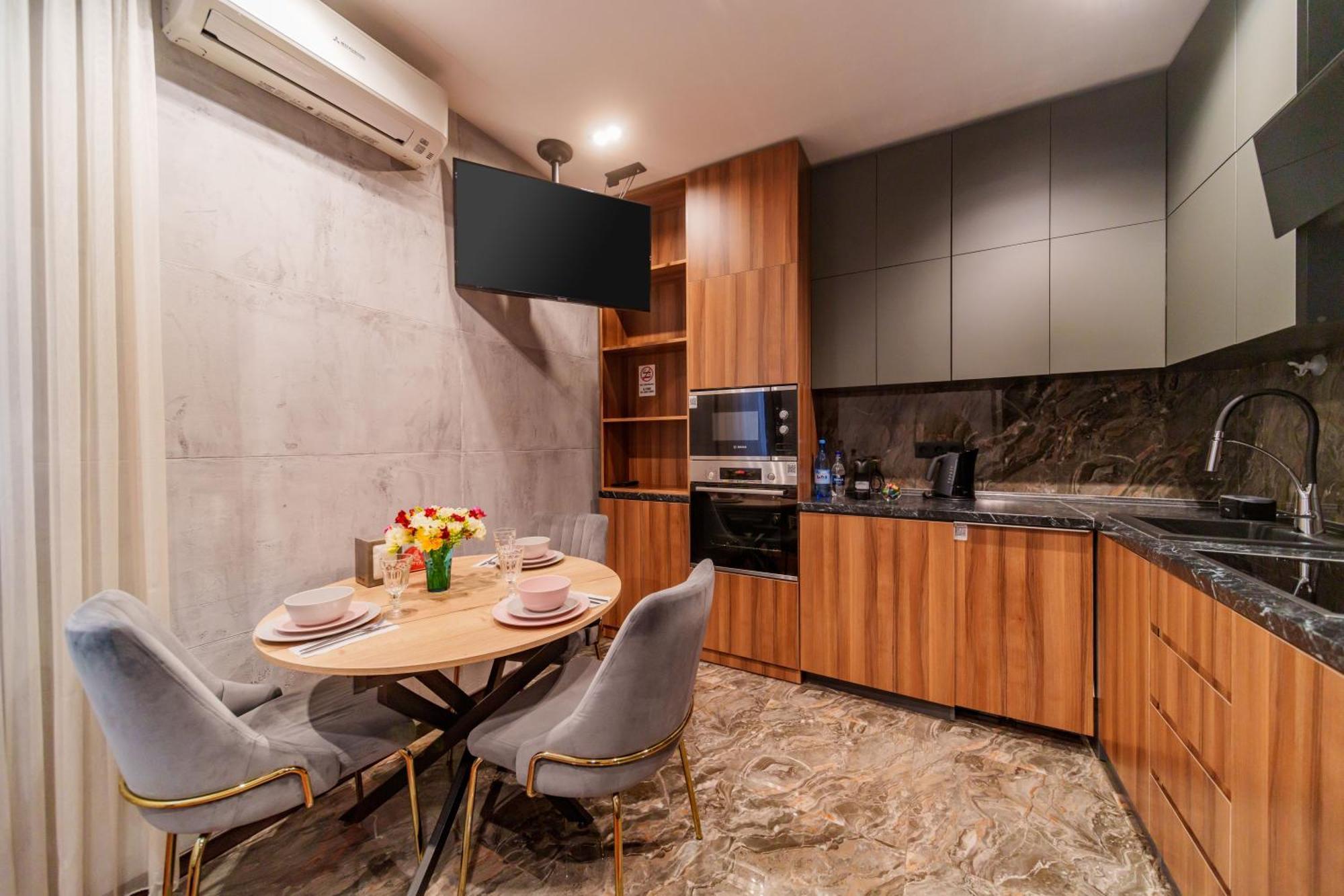 Arch Apart Hotel Єреван Екстер'єр фото