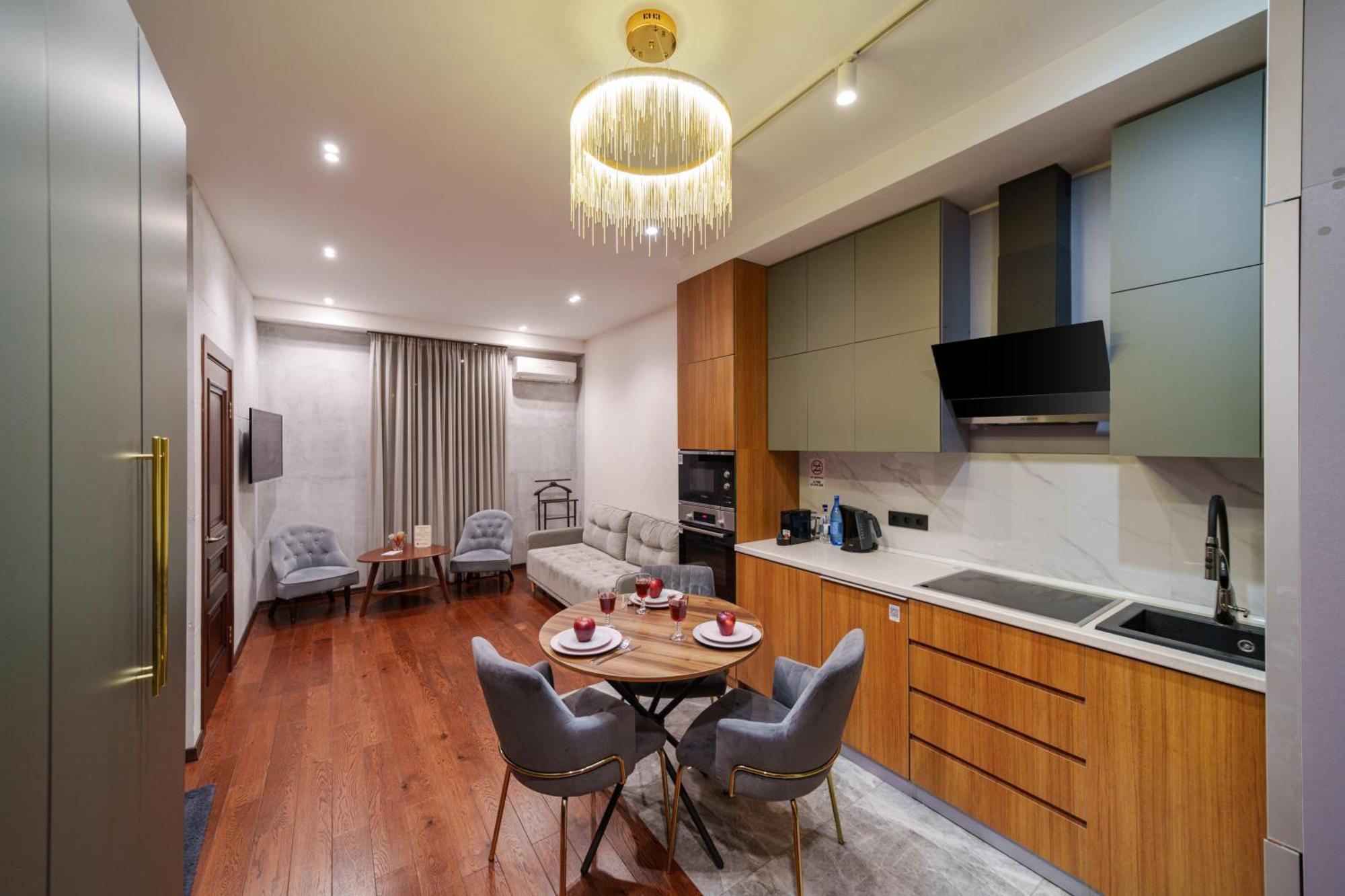 Arch Apart Hotel Єреван Екстер'єр фото